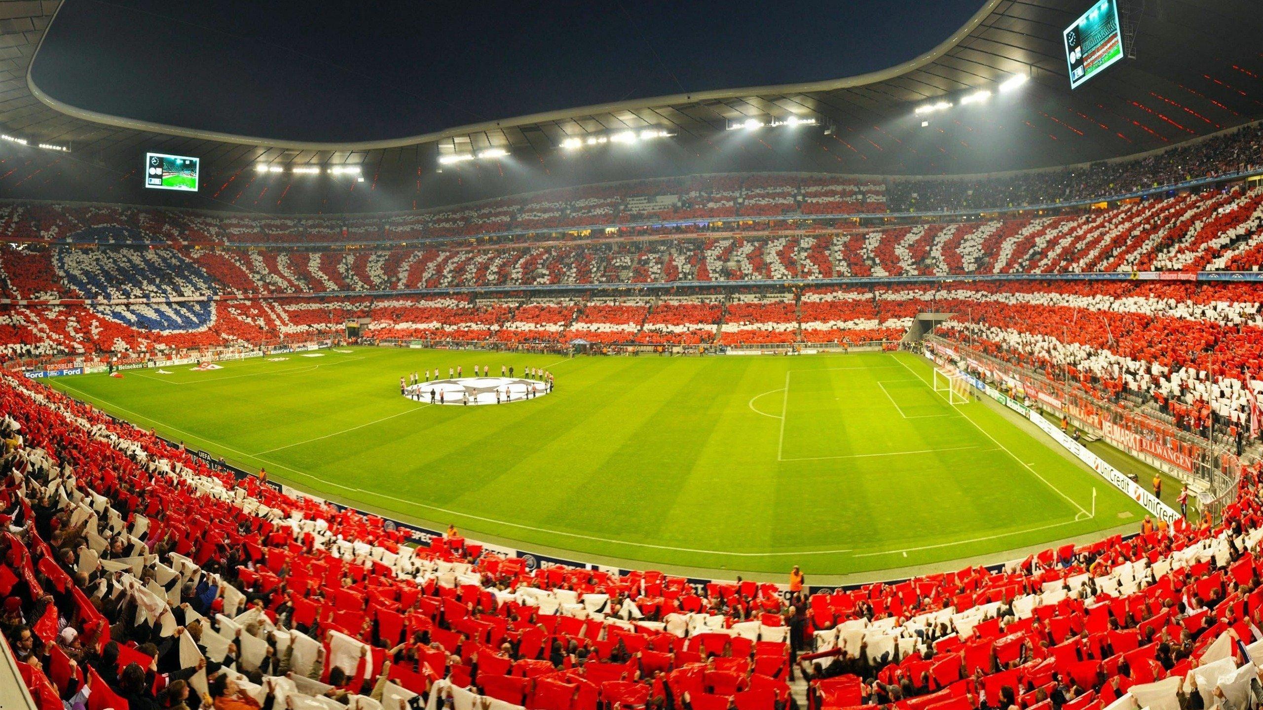 欧冠史诗逆转！巴萨绝境爆发，4-3淘汰巴黎晋级四强